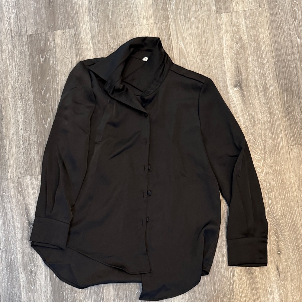 Elegant Black Women's Blouse